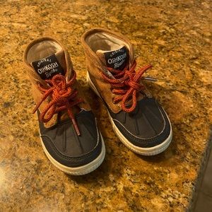 OshKosh B’gosh shoes